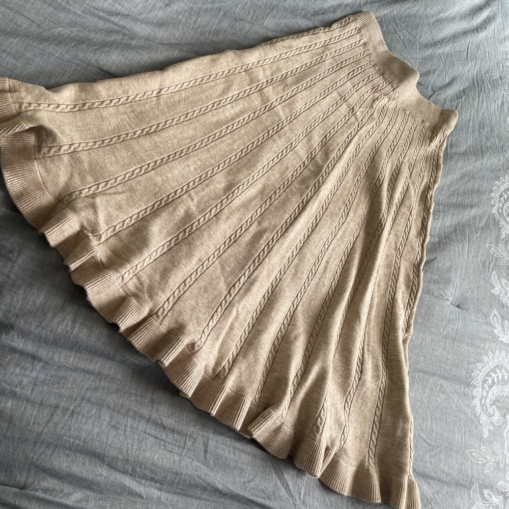 Knit midi skirt